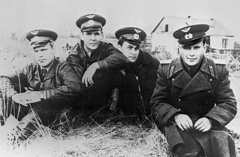 дважды Герой Советского Союза, летчик-космонавт, генерал-майор авиации в отставке